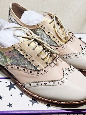 Nix + Ness Willa Cather Wingtip Oxford Shoes Floral Brogue Cream Multi US 8 NIB